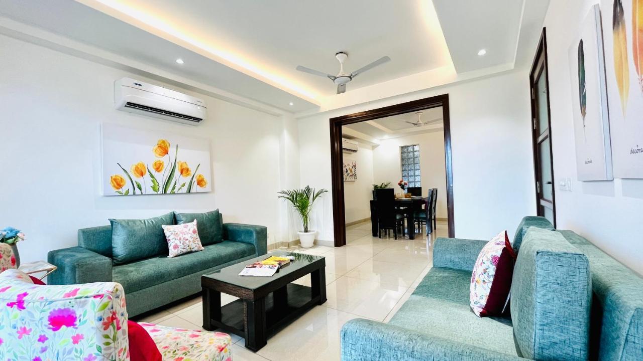 Olive Service Apartments Dlf Galleria Gurgaon Exterior photo